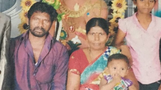 குடும்பப் படத்தில் ஜான்சி