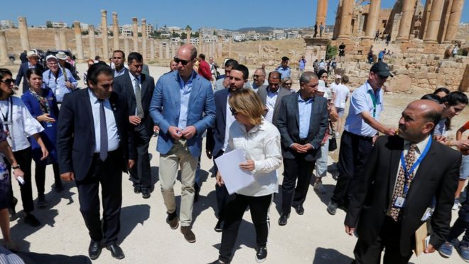Принц Уильям посещает древний город Джераш, Иордания