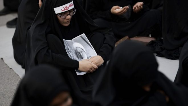 протеста против лишения гражданства высшего бахрейнского шиитского священнослужителя