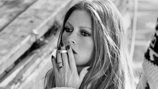 Brigitte Bardot smoking