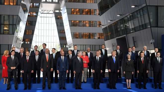 Фото с саммита НАТО