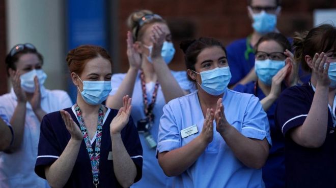 Picture of clapping nurses