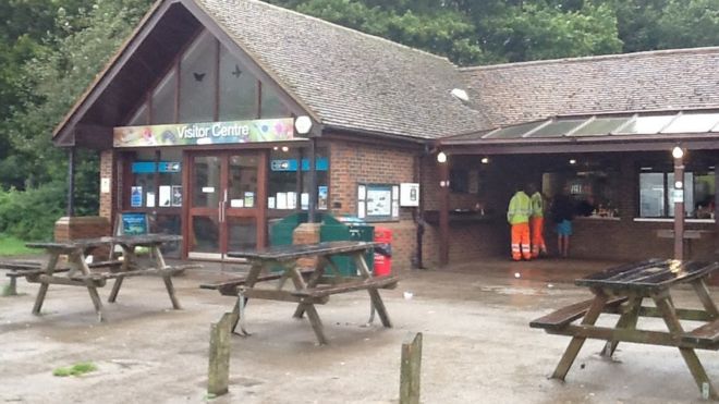 Центр посетителей Newlands Corner