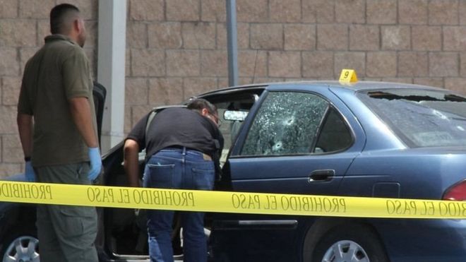 Vehículo en el que mataron al periodista mexicano