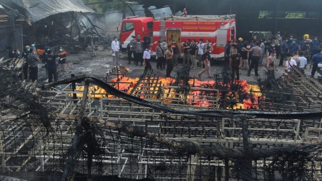  Forensic police at the scene of the factory fire in Tangerang, Indonesia 