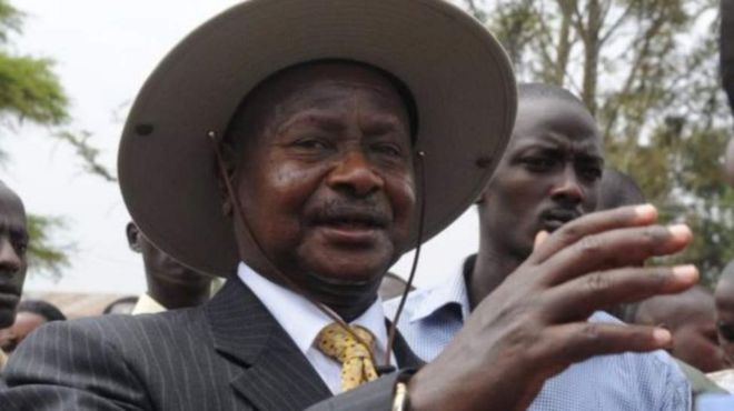 Rais wa Uganda Yoweri Kaguta Museveni amesema kuwa huenda amekuwa 'dikteta' mzuri kwani wananchi wamekuwa wakimchagua kwa miongo mitatu.