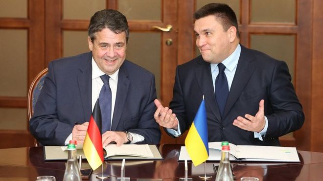 Павло Клімкін та Зігмар Габріель