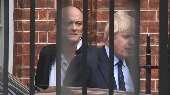 Dominic Cummings y Boris Johnson en 2019