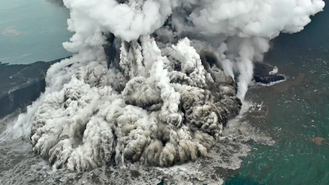 Erupsi gunung anak krakatau