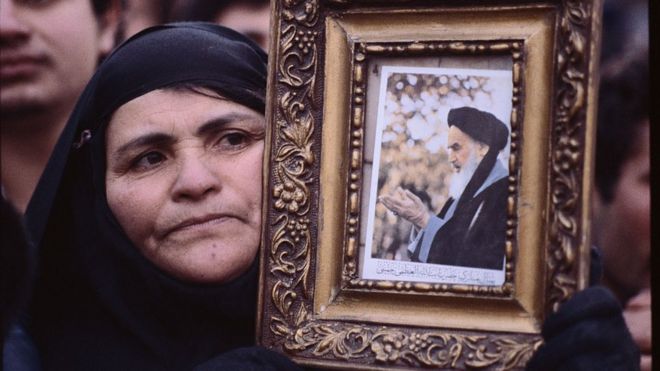 تظاهرات علیه شاه در تهران، دی یا بهمن ۵۷