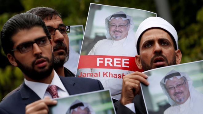 Rights activists and friends of the missing journalist demonstrate outside the Saudi consulate in Istanbul - 8 October