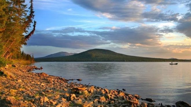 Сладкое озеро, на казахско-российской границе