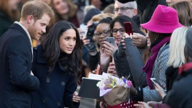 Príncipe Harry y Meghan Markle en Nottingham.