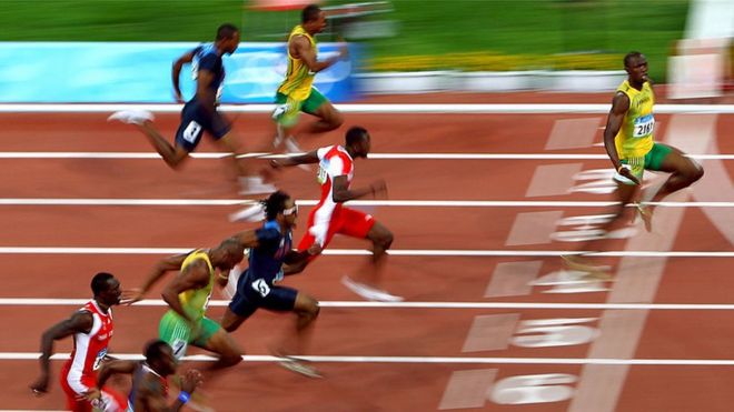 2008 ஆம் ஆண்டு ஆகஸ்ட் 16 ஆம் தேதி ஆடவர் 100 மீட்டர் ஓட்டப்போட்டியில் அதிக இடைவெளியில் முதலிடம் படித்தார் உசைன் போல்ட்