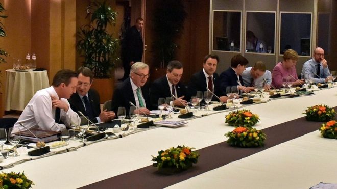 Лидеры ЕС во время переговоров за круглым столом, Бурсель (19 февраля)