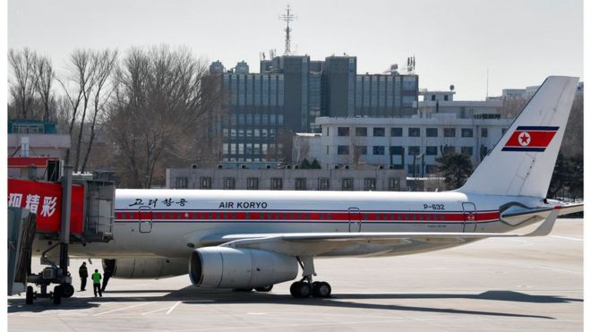 Вид самолета North Korea Air Koryo, припаркованного в Терминале 2 Пекинского аэропорта, Пекин, Китай, 7 марта 2017 года.
