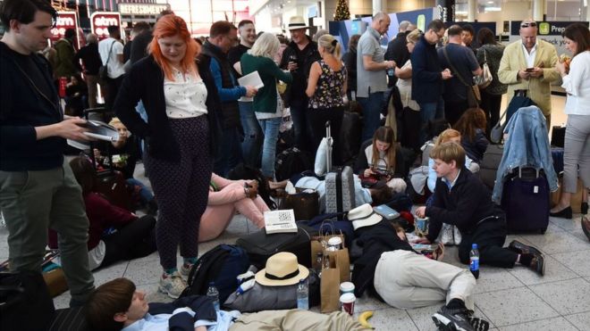 Хаос в Гатвике: закрытый из-за дрона лондонский аэропорт возобновляет работу