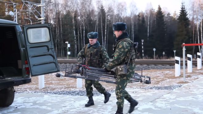 Белорусские пограничники захватывают беспилотники на рельсах, январь 2018 г.