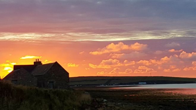 Orkney tops UK rural quality of life survey _95409168_sunset