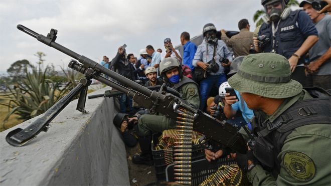 Militares en Altamira