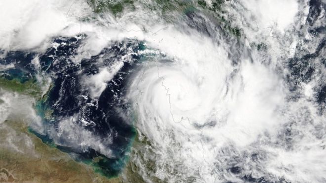 Спутниковое изображение Циклона Тревора, приближающегося к побережью Квинсленда