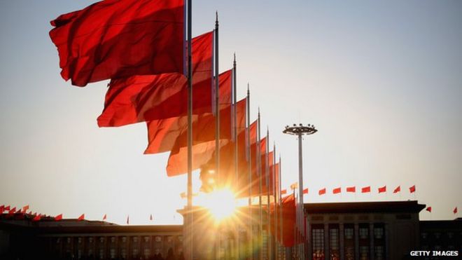 Китайские флаги в Пекине