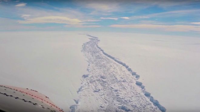 Larsen C crack