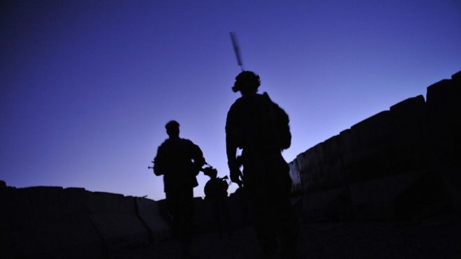 Американские войска из 2-го взвода в деревне Кандалай в Афганистане