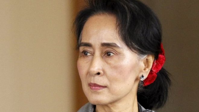 National League for Democracy (NLD) leader Aung San Suu Kyi arrives at the last session of the congress at the parliament building in Naypyitaw in this January 28, 2016 file photo