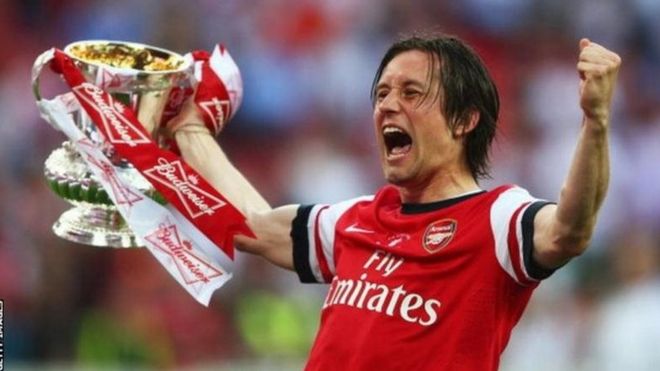 Mchezaji wa zamani wa Arsenal na taifa la Czech Tomas Rosicky amestaafu soka ya kulipwa