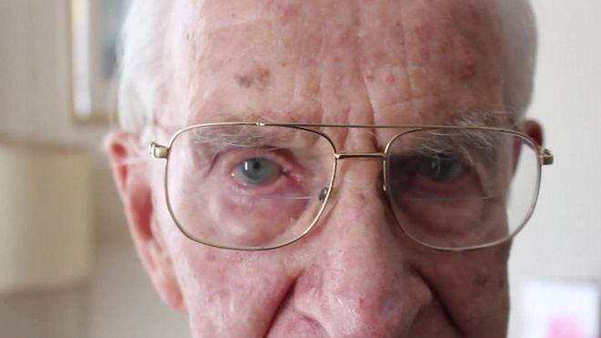 El médico que atiende a pacientes a sus 105 años