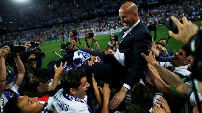 Beaucoup de fans se sont montrés élogieux à l'endroit de Zinedine Zidane, l'ex-international français qui a pris les rênes du club il y a deux ans.