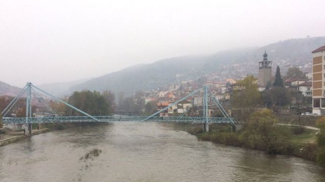 Река и мост в Велесе