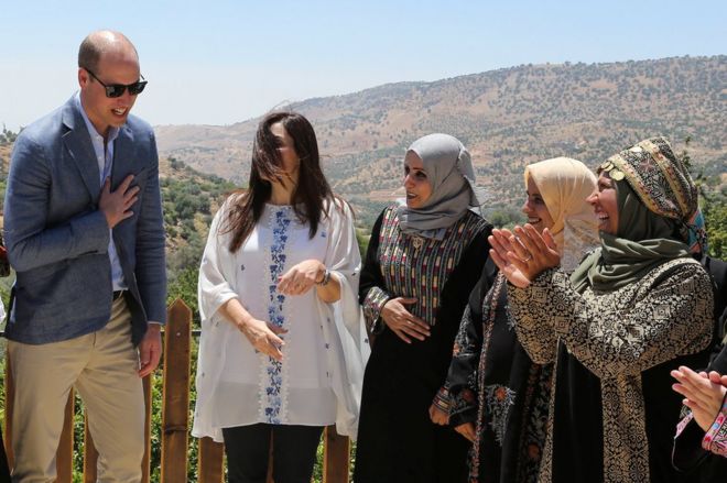 Принц Уильям посещает Институт развития и обучения принцессы Тагрид в провинции Аджлун, к северу от столицы Иордании Аммана