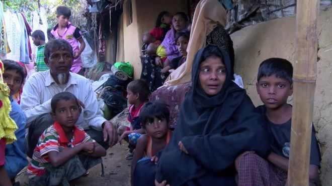 Rohingya refugees in Bangladesh are pictures are fleeing Myanmar