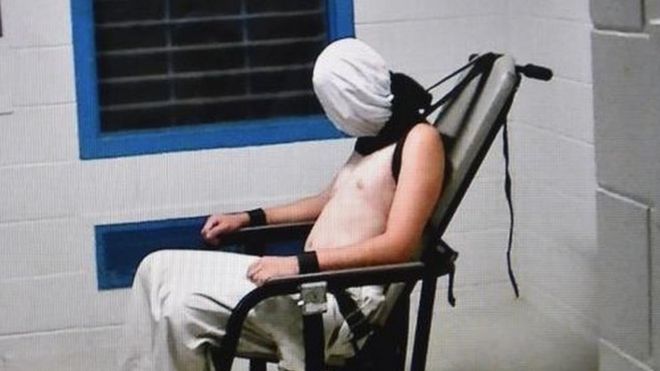 Un programa de televisión australiano publicó imágenes de torturas en centros de detención de menores.