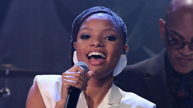 Halle Bailey Who Is The Little Mermaids New Ariel Actress