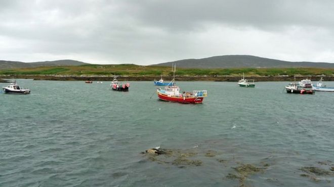 Salmon Feed Barge Sinks Off South Uist In Bad Weather Bbc News