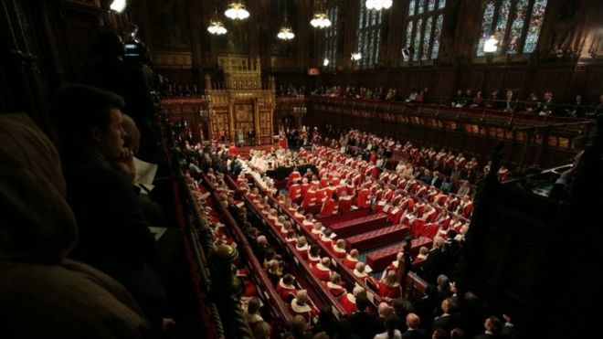 Палата лордов во время речи королевы