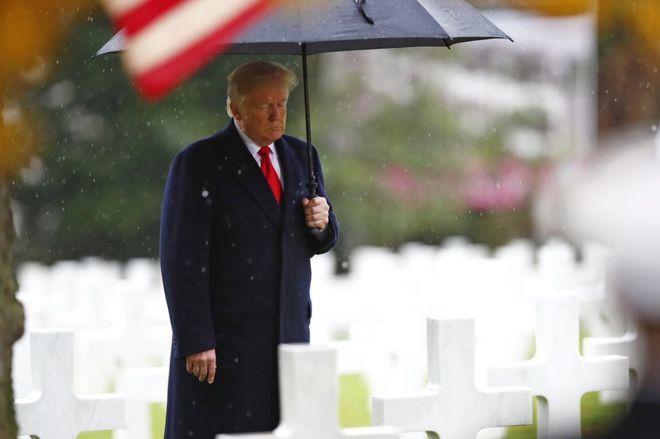 Дональд Трамп посетил американское кладбище Сюрен во Франции, 11 ноября 2018 г.