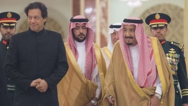 أرشيف: زيارة رئيس وزراء باكستان عمران خان إلى السعودية ولقائه بالملك سلمان بن عبد العزيز في سبتمبر/أيلول 2018