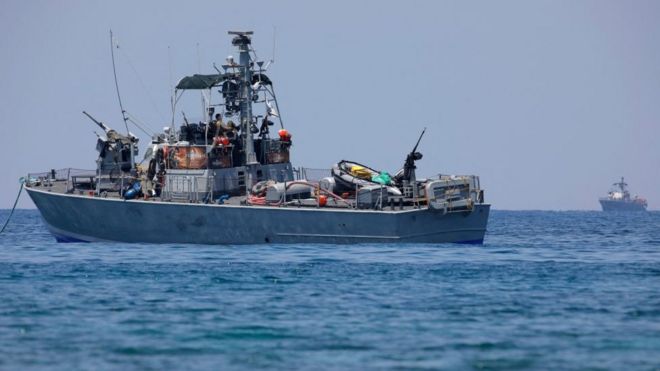 صورة لسفن البحرية الإسرائيلية قبالة ساحل رأس الناقورة ، وهي منطقة على الحدود بين إسرائيل ولبنان في 6 يونيو/حزيران 2022