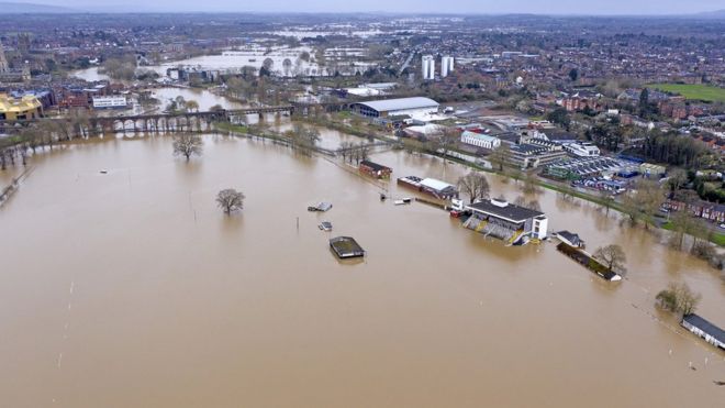 Вустер во время наводнения 19 февраля