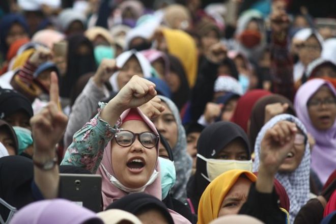 HATI dan ribuan warga dari berbagai organisasi lainnya berunjuk rasa di halaman Monas, Jakarta, Juli 2017 silam.