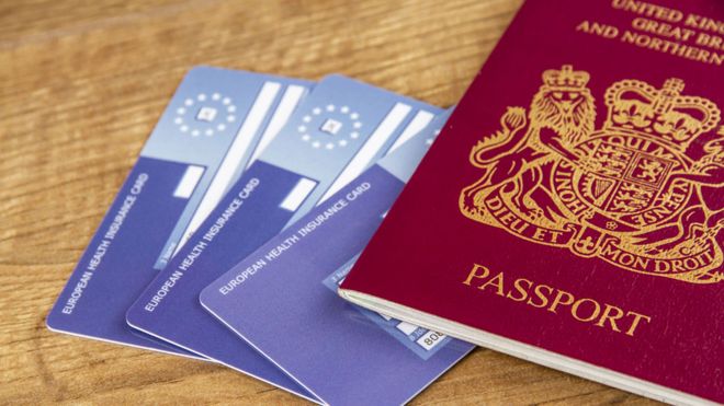 Британский паспорт и карты EHIC