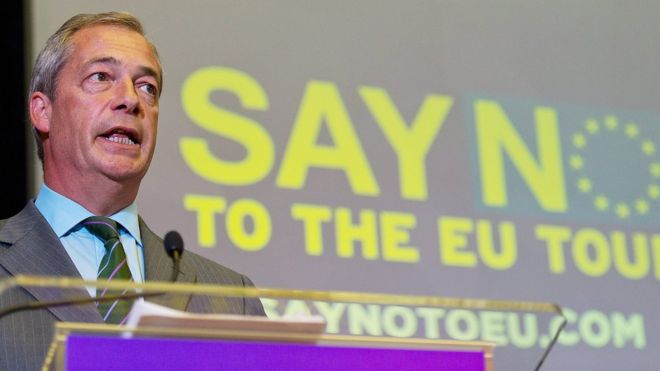 Найджел Фараж выступает во время запуска кампании референдума UKIP в Центре Эммануэля 4 сентября 2015 года в Лондоне, Англия.
