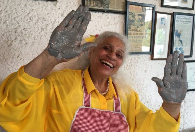 Meena Vohra at her potter's wheel