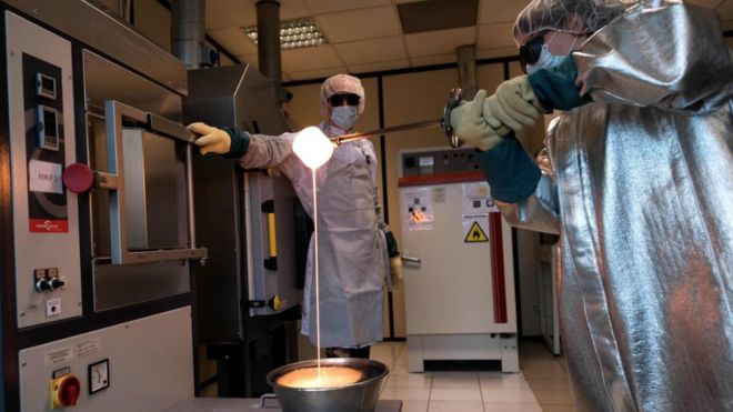 "الزجاج الحيوي" قد يكون أفضل مادة لإصلاح كسور العظام