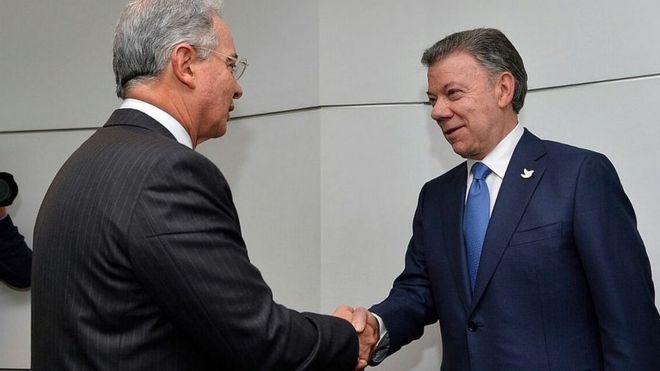 Álvaro Uribe y Juan Manuel Santos.