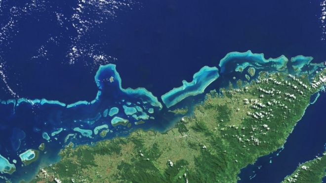 Коралловые рифы на северном берегу Вануа Леву, второго по величине острова Фиджи